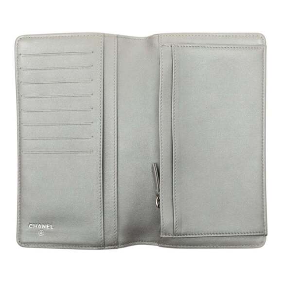 CHANEL Authentic Black Lambskin Leather Logo Wallet - Picture 4 of 7